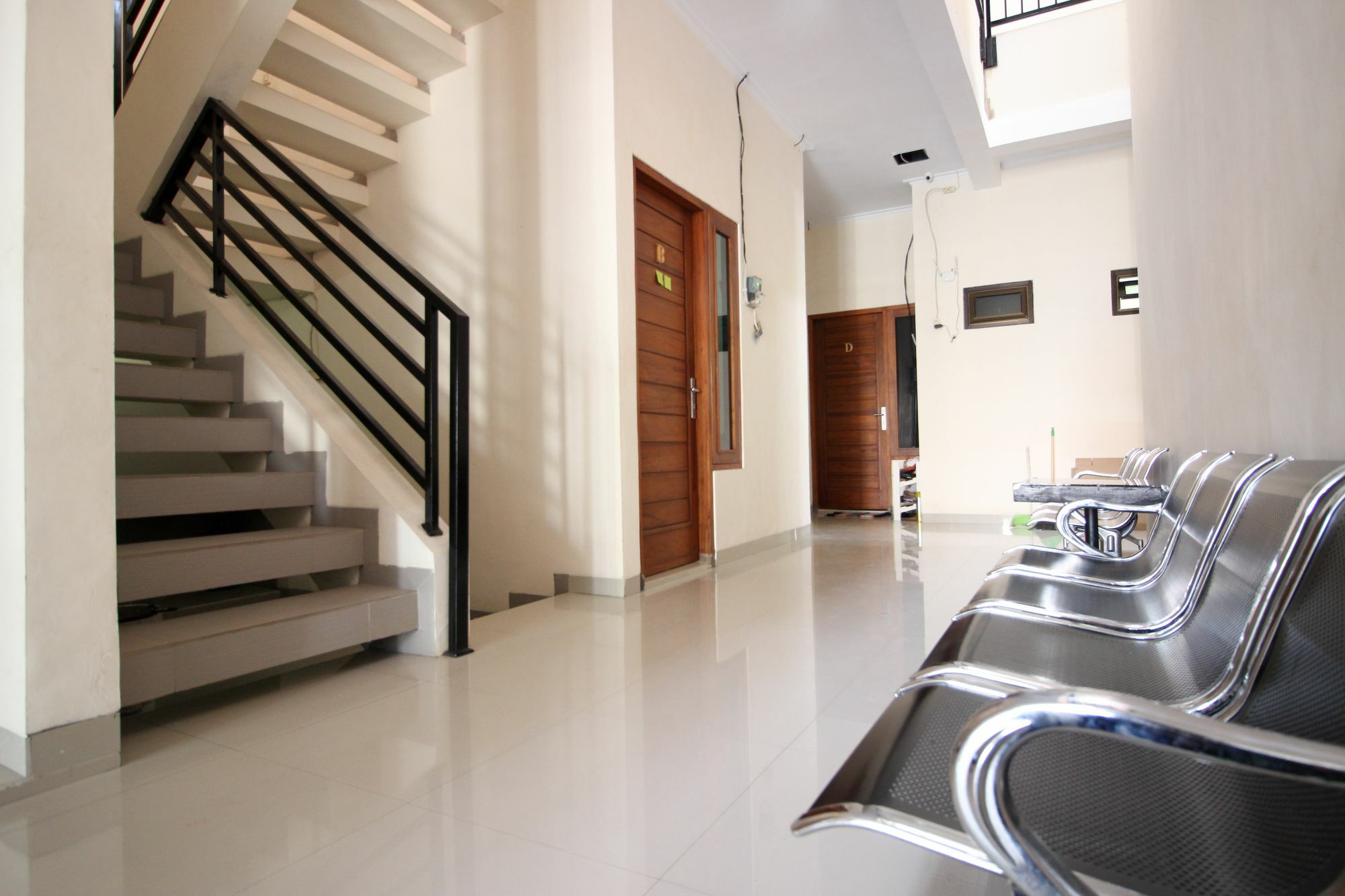 Maguwo Reddoorz Plus Near Stie Ykpn 2 מראה חיצוני תמונה